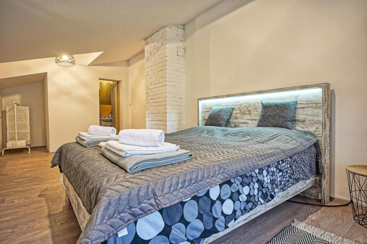 Zmaj Ognjeni Etno Concept Apartment Kupinovo Luaran gambar