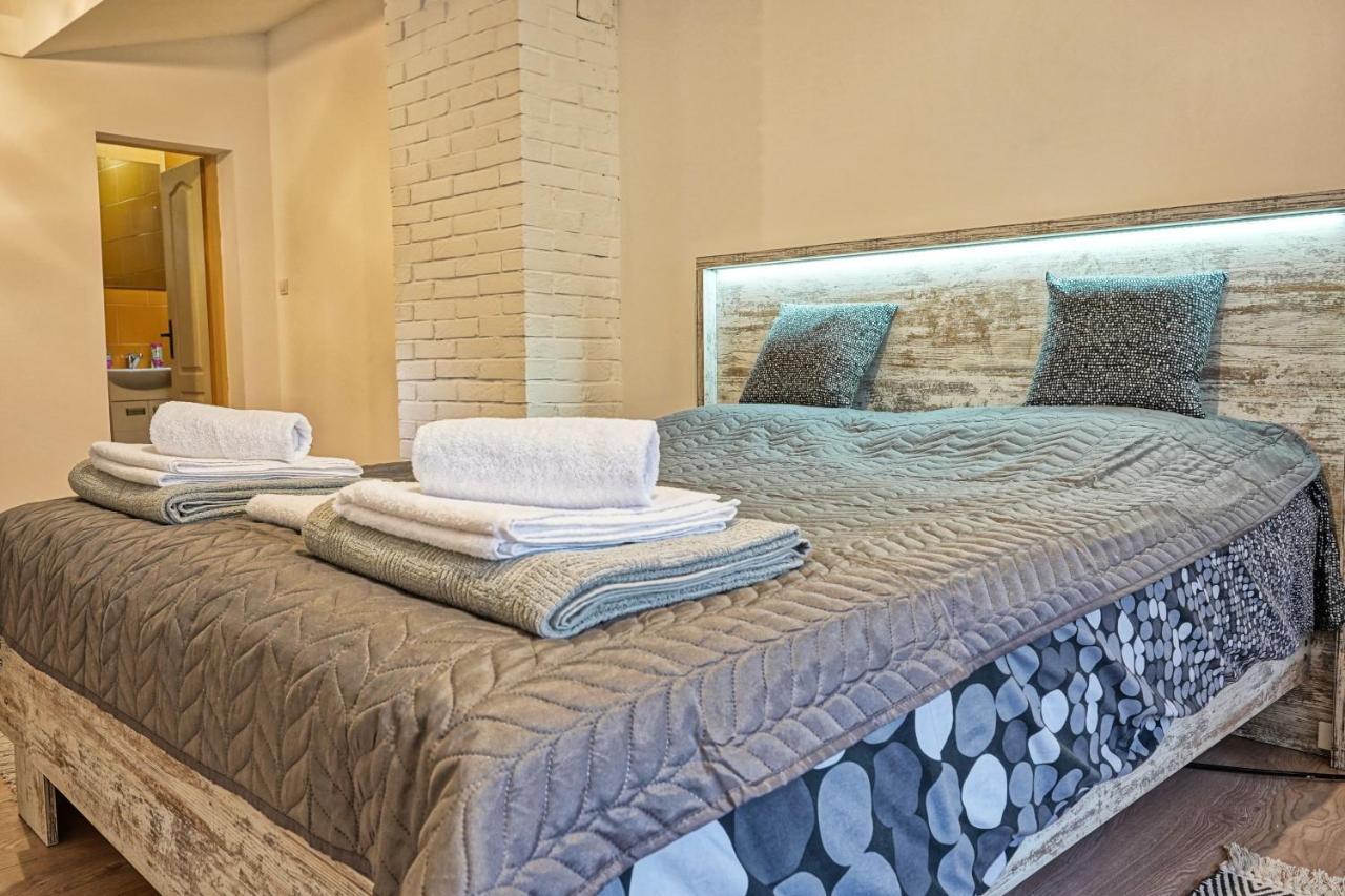 Zmaj Ognjeni Etno Concept Apartment Kupinovo Luaran gambar