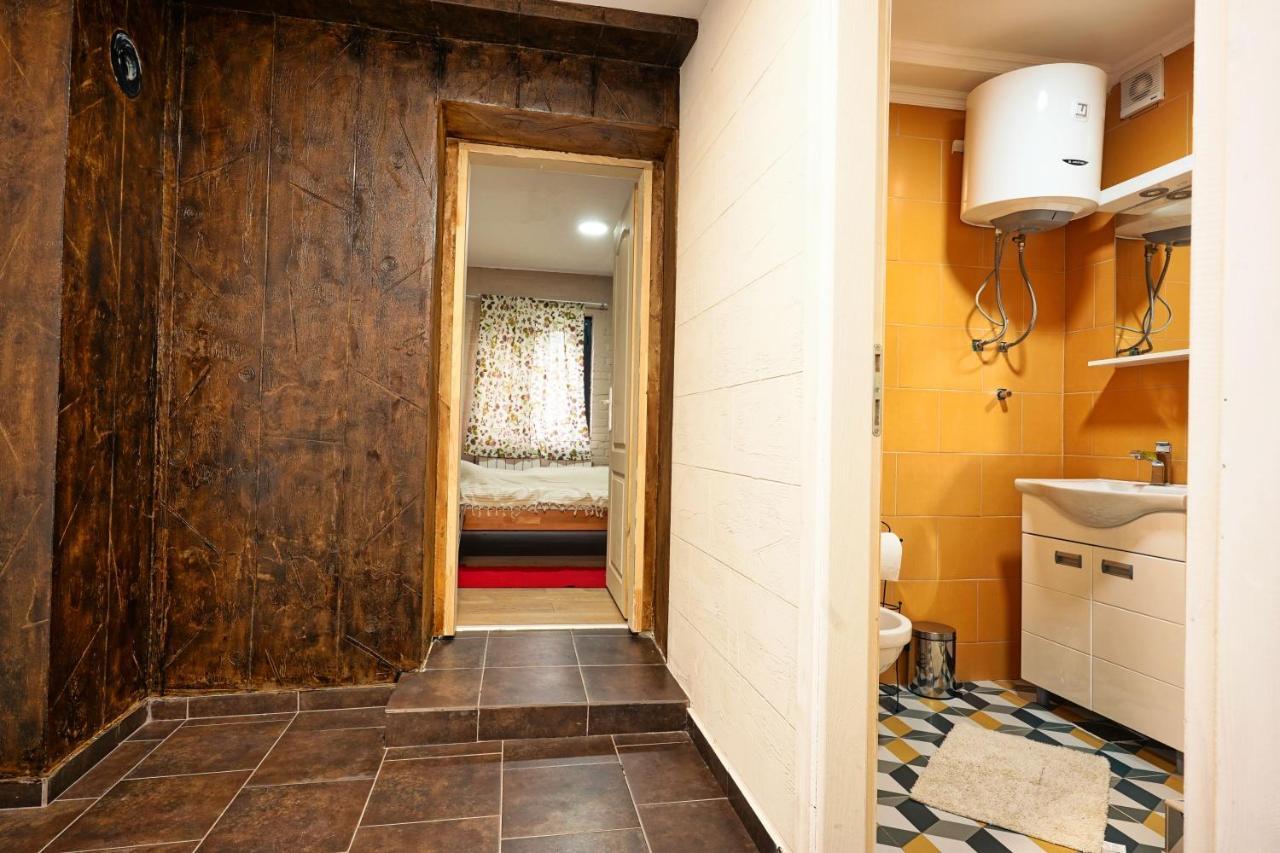 Zmaj Ognjeni Etno Concept Apartment Kupinovo Luaran gambar
